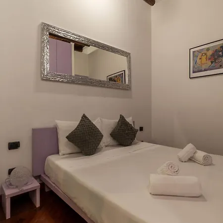 Guesthost - Lovely Ad Un Passo Da Piazza Del Popolo!