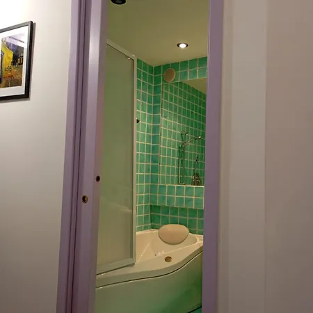 Guesthost - Lovely Ad Un Passo Da Piazza Del Popolo!