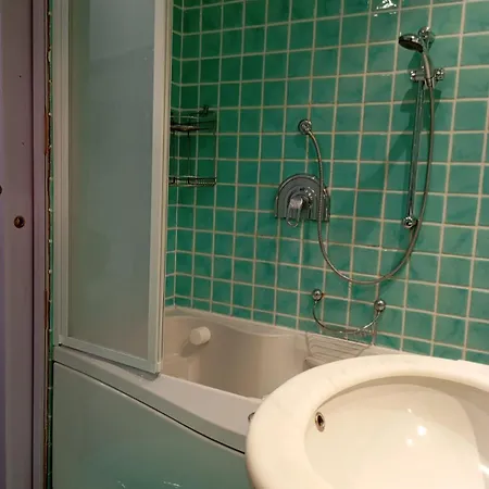 Guesthost - Lovely Ad Un Passo Da Piazza Del Popolo! Apartament